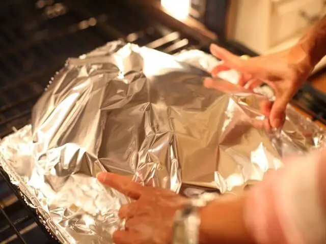 Can you microwave aluminum foil 2