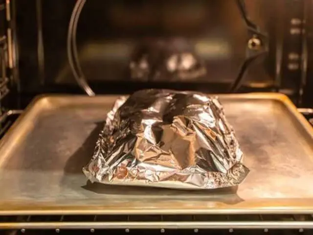 Can you microwave aluminum foil - small pieces is ok